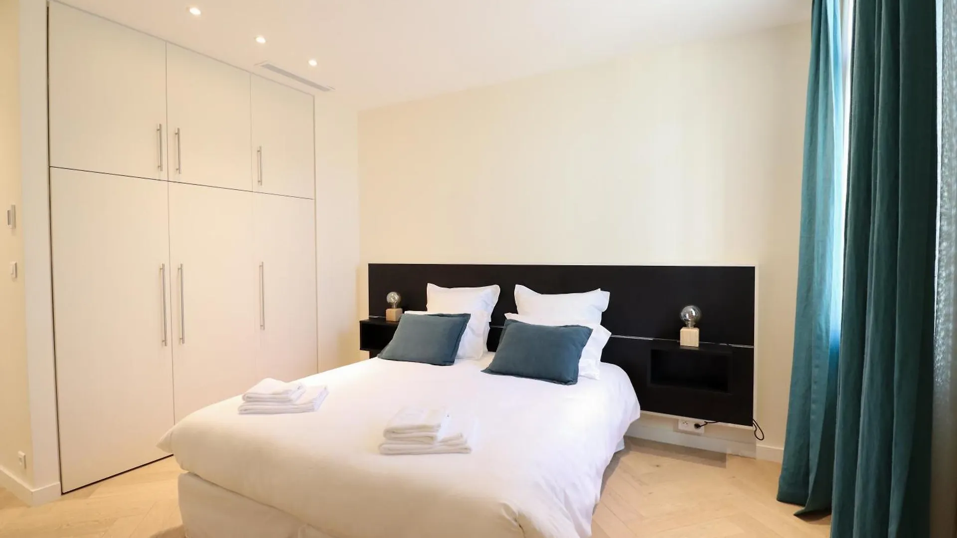 Residence Buttura Cannes 0*,