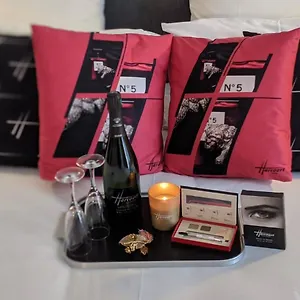 Residences Harcourt - Ile Saint Louis - Apartment Paris