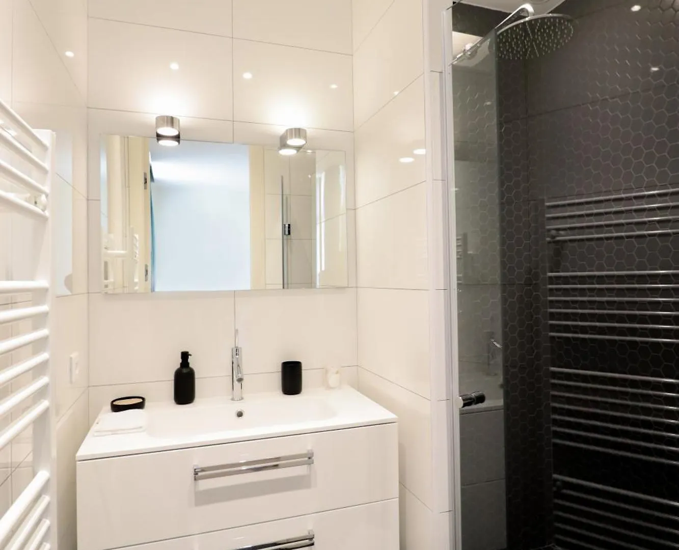 Apartment Residence Buttura Cannes France